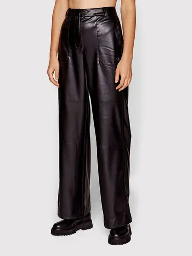 Nohavice z imitácie kože Calvin Klein Jeans (34358795)